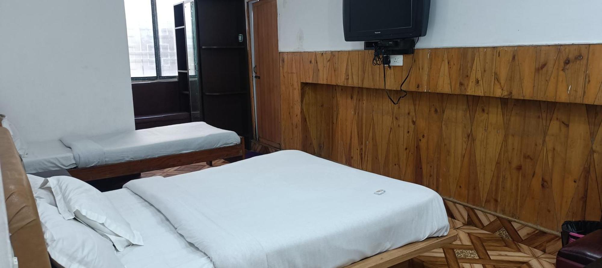 Hotel Assembly 西隆 外观 照片