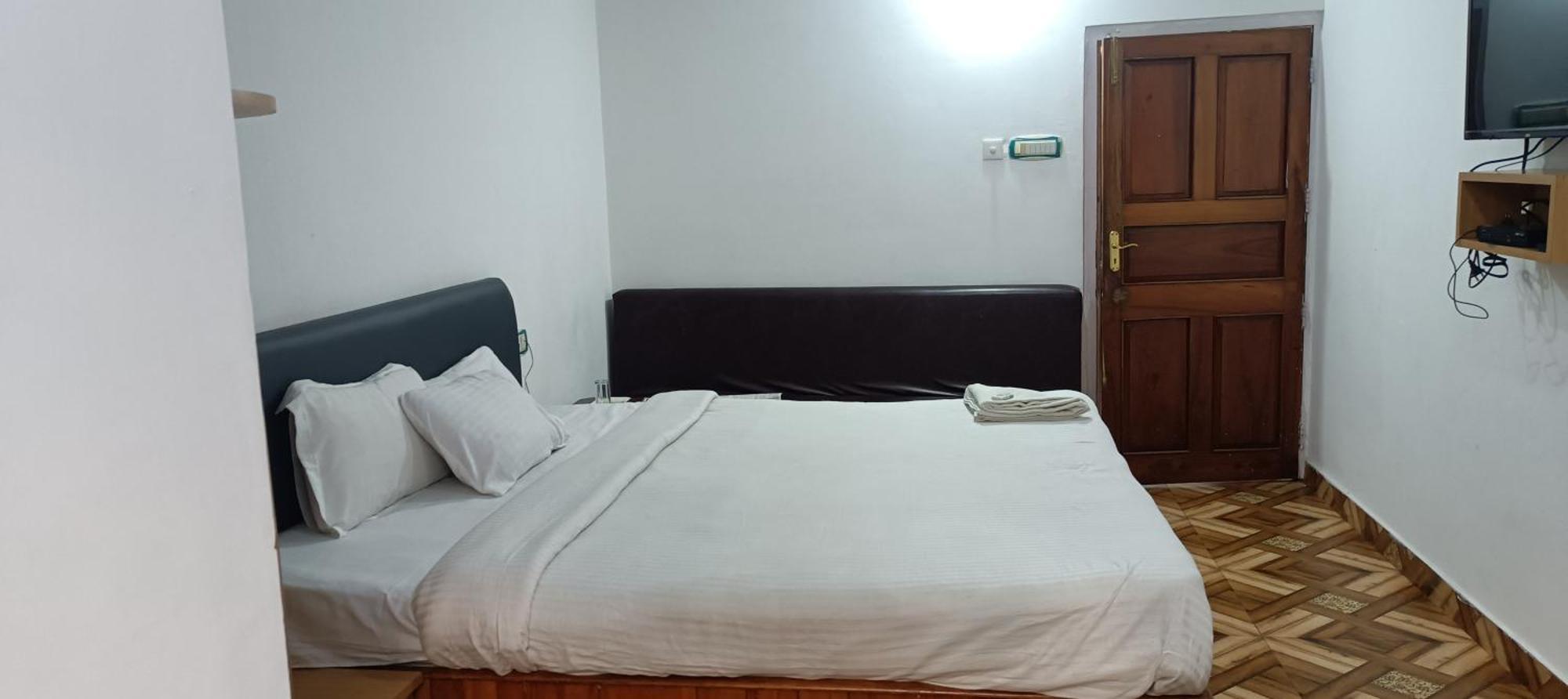 Hotel Assembly 西隆 外观 照片